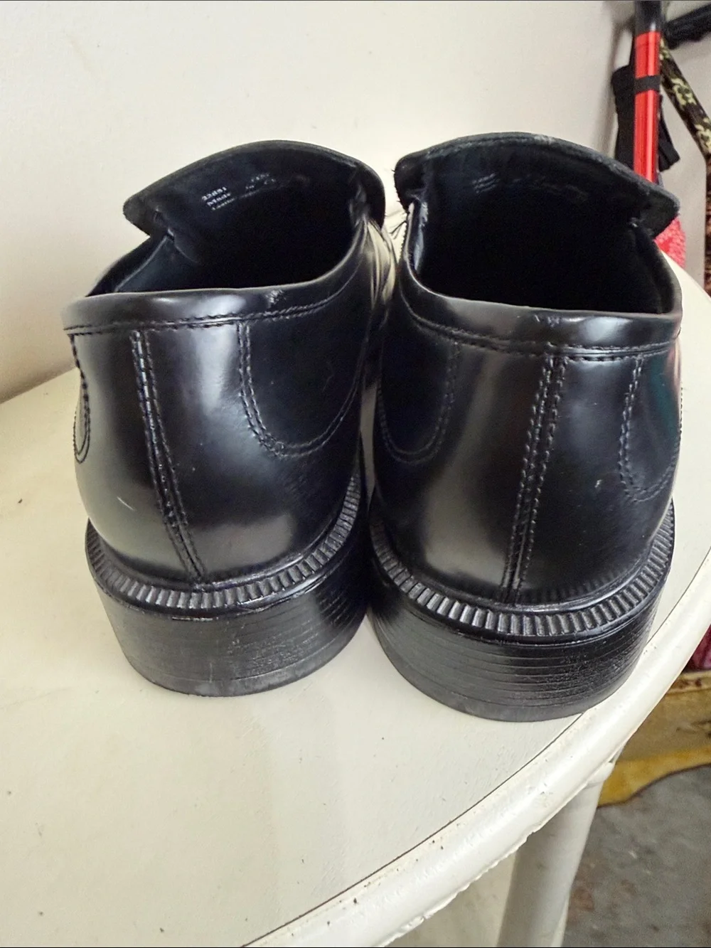 (2382) Bostonian Black Slip-On Leather Dress Loafers, Size: 11M